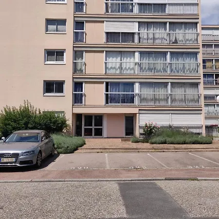 Appart'homecity - Ile Lacroix Seine Lägenhet